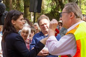 Karl Tempel, Ismahan Alboga, Fichtenwalde, Borkwalde, Borkheide, Karate Forst flüssig, Blauer Robur, Waldumbau