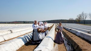 Kristin Reich, Spargelsaison 2019, Spargel, Beelitzer Spargel, Buschmann & Winkelmann, Saisoneröffnung, Spargelkönigin