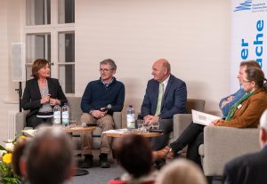 Monika Jones, Lehniner Gespräch, Evangelisches Diakonissenhaus, Lehnin