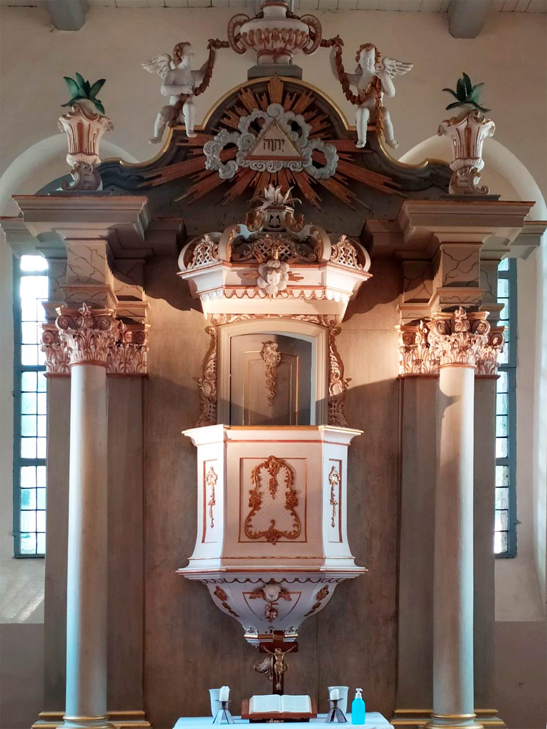 Altar, Lambertuskirche, Brück