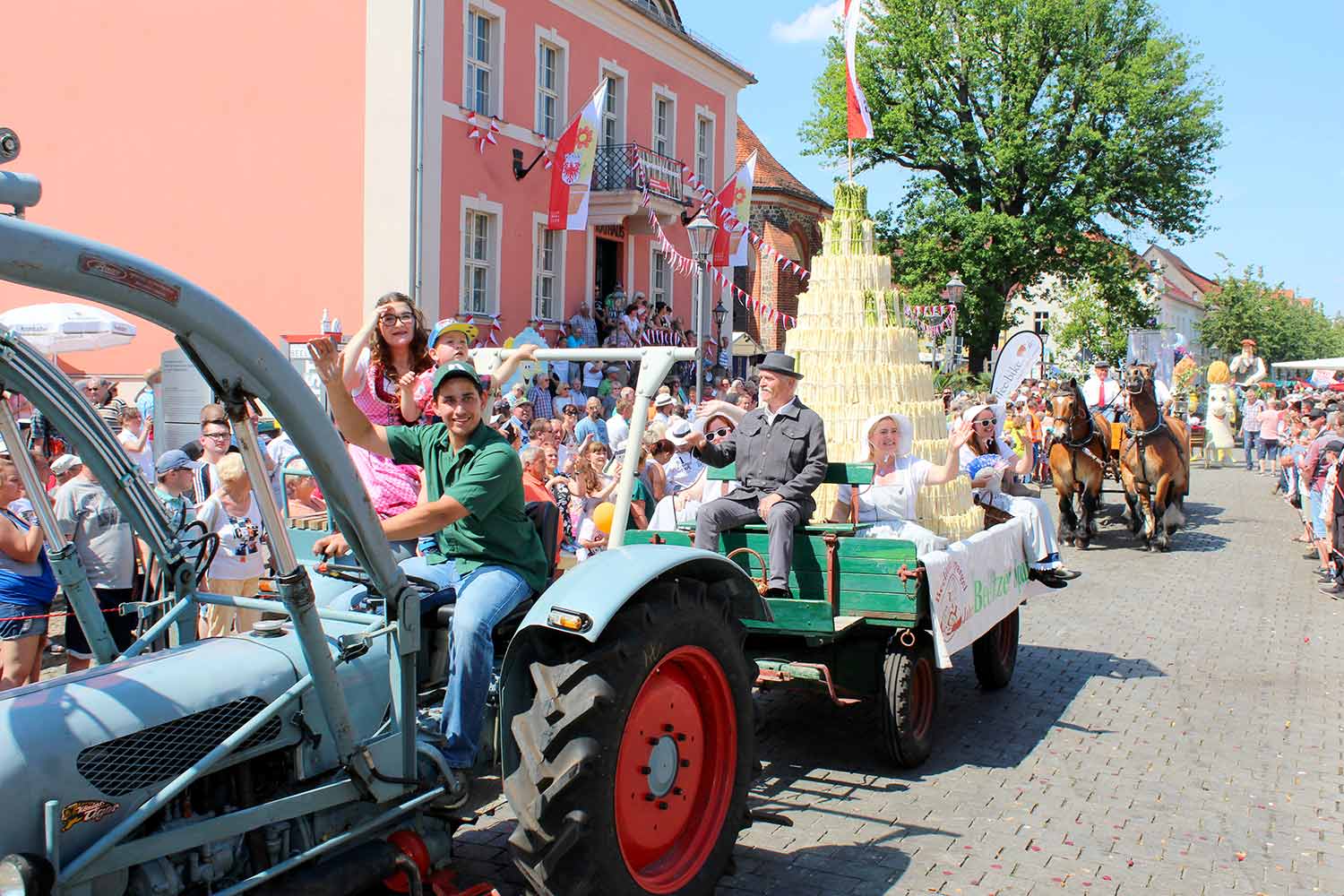 FEstumzug, Beelitz, Spargelfest