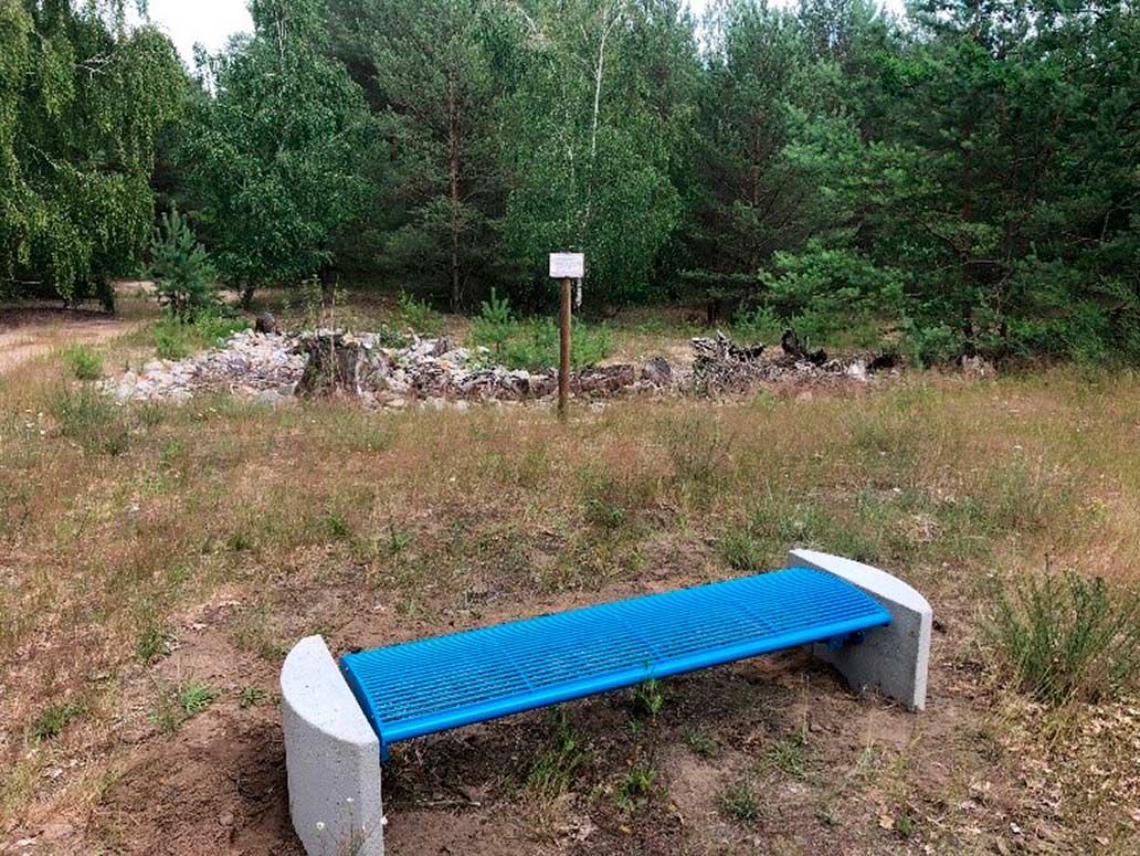 Parkbank im Lehniner Wald